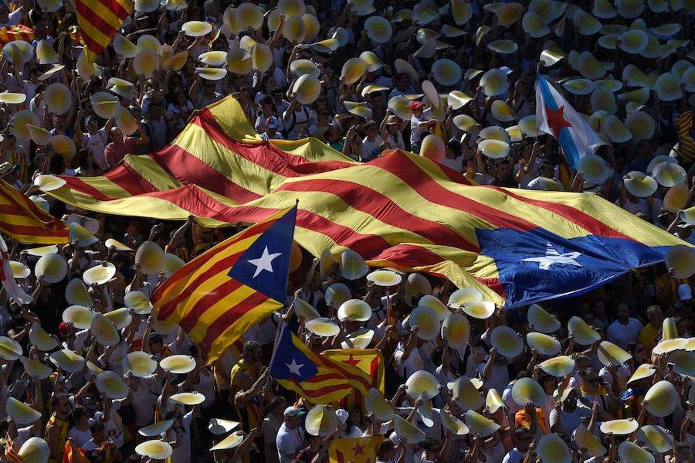 Manifestación independentista en cinco localidades de Cataluña