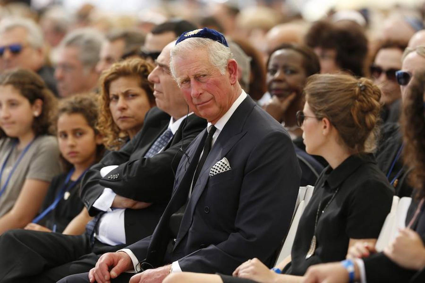 El príncipe Carlos de Inglaterra, durante el funeral de estado.