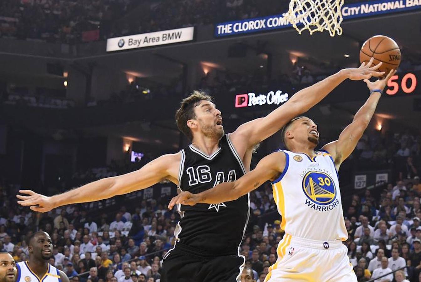 Debut de Pau Gasol con los Spurs