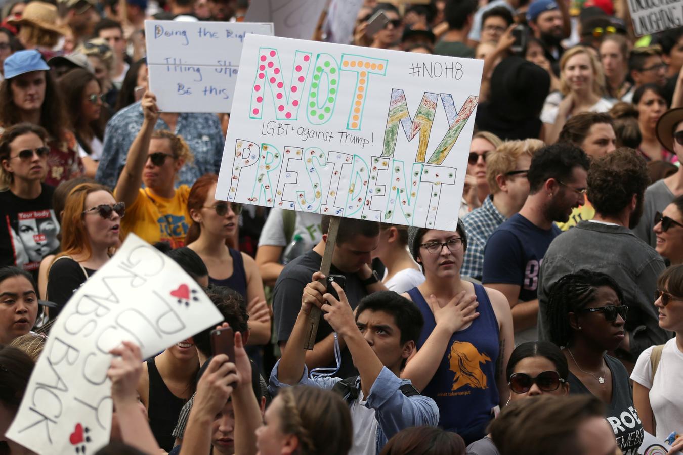 Las protestas anti-Trump se extienden