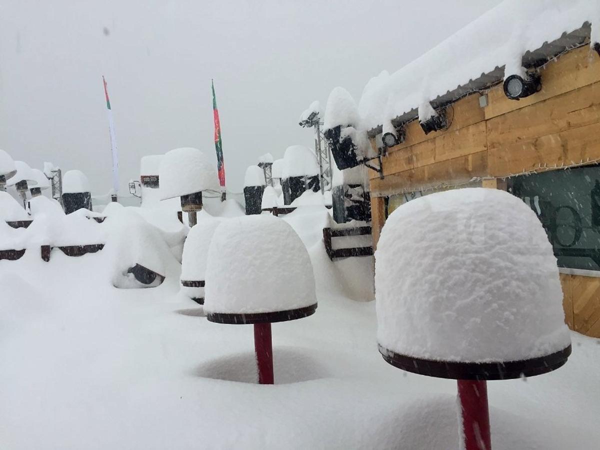 La nieve cubre el Pirineo aragonés