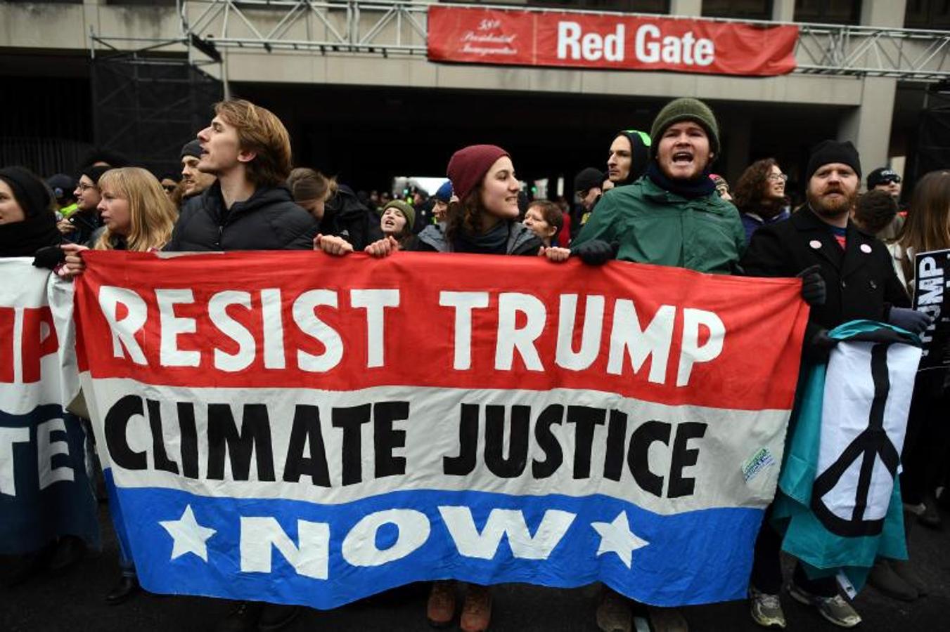 Los detractores de Trump salen a la calle