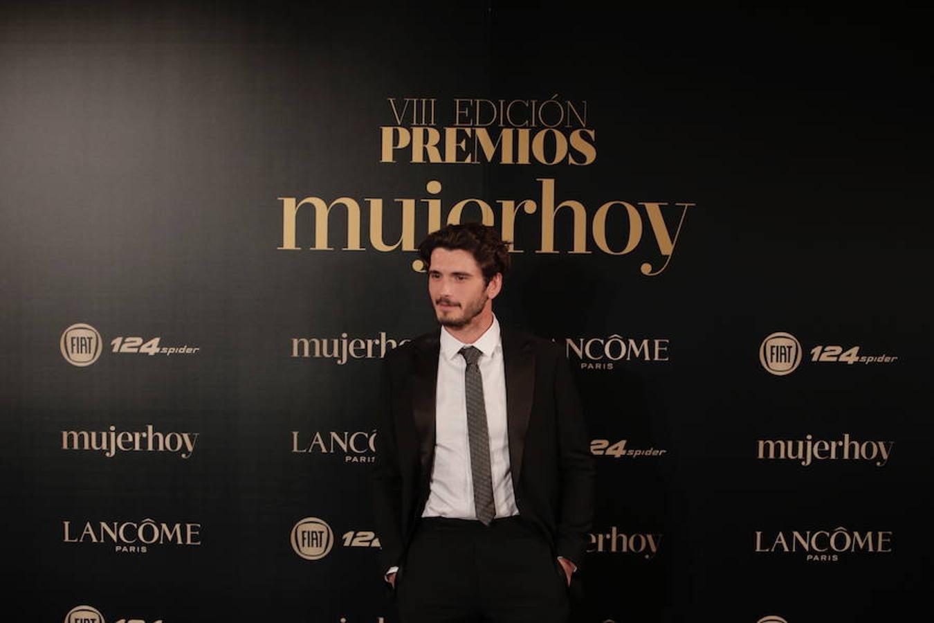 Elegancia en los Premios Mujerhoy