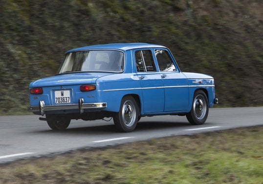 Con 54 CV, el 8 TS estaba lejos del Gordini francés, pero no dejaba de ser un deportivo