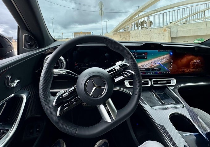 Interior del nuevo modelo con su innovador sistema de dirección