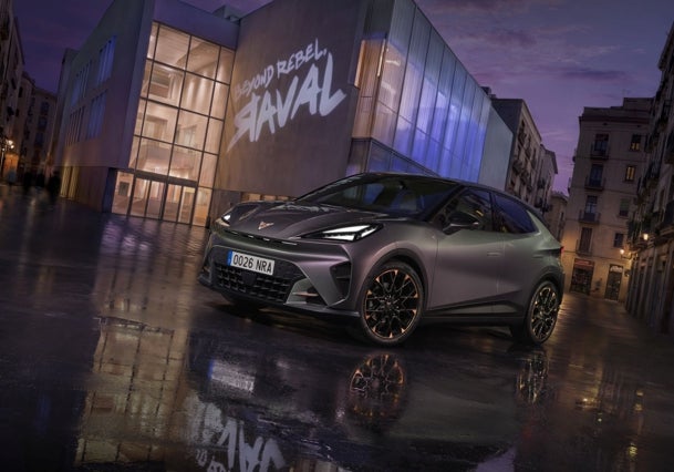Nos subimos al Cupra Raval: eléctrico, rebelde y nacido en Barcelona