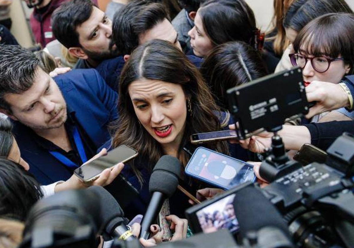 La ministra de Igualdad, Irene Montero, a su llegada este martes al Senado