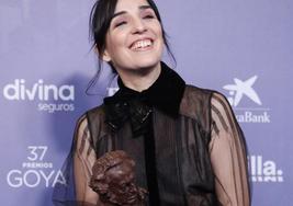 Alauda Ruiz de Azúa, tras ganar el Goya a la mejor dirección novel.