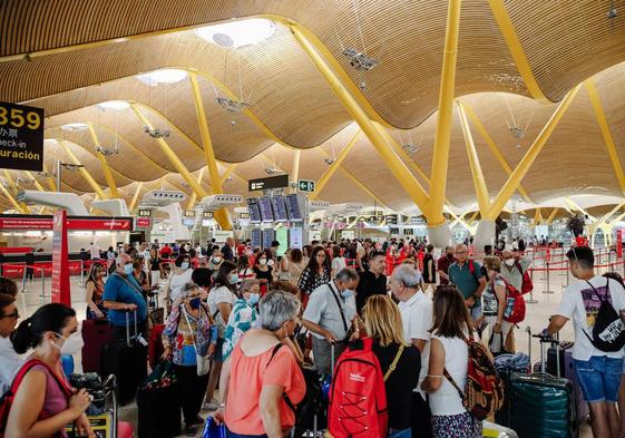 Los aeropuertos españoles superan por primera vez los datos prepandemia