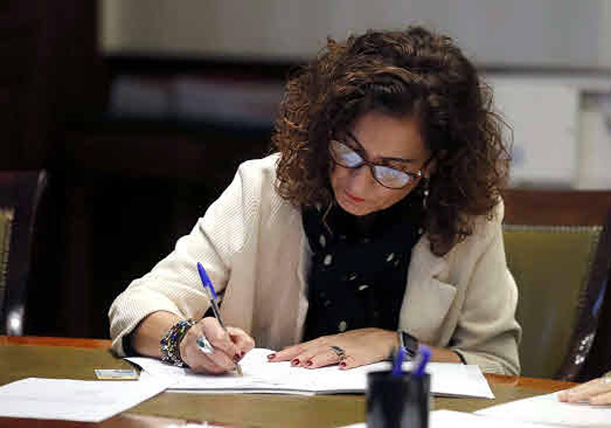 La ministra de Hacienda, María Jesús Montero.