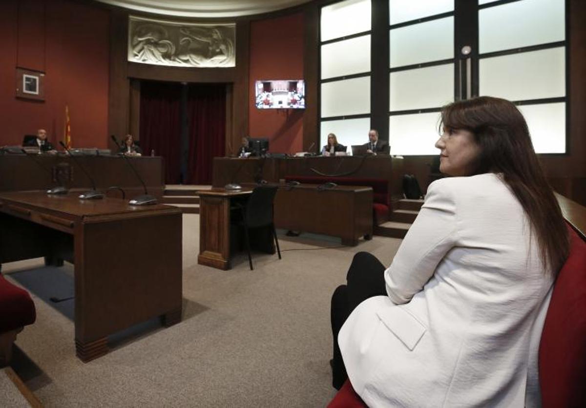 Laura Borràs, expresidenta del Parlament, durante el juicio.