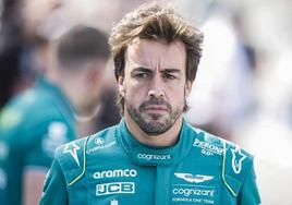 Fernando Alonso, durante los test de pretemporada en Baréin.