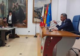 El presidente de Cantabria, Miguel Ángel Revilla, este viernes en la sede del Gobierno.