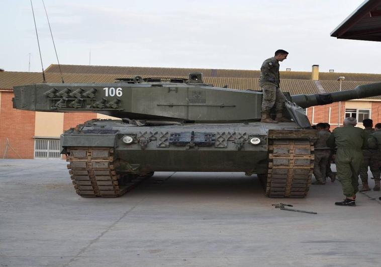 Las Fuerzas Armadas amplían la formación en sistemas de armas a 500 soldados ucranianos