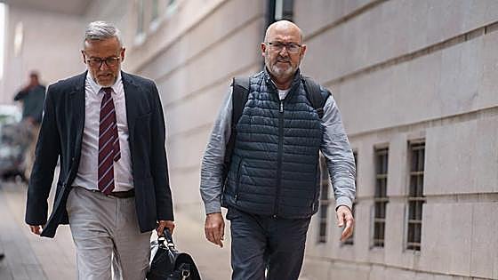 La trama de Tito intrigó para que diputados del PSOE beneficiaran a las placas solares