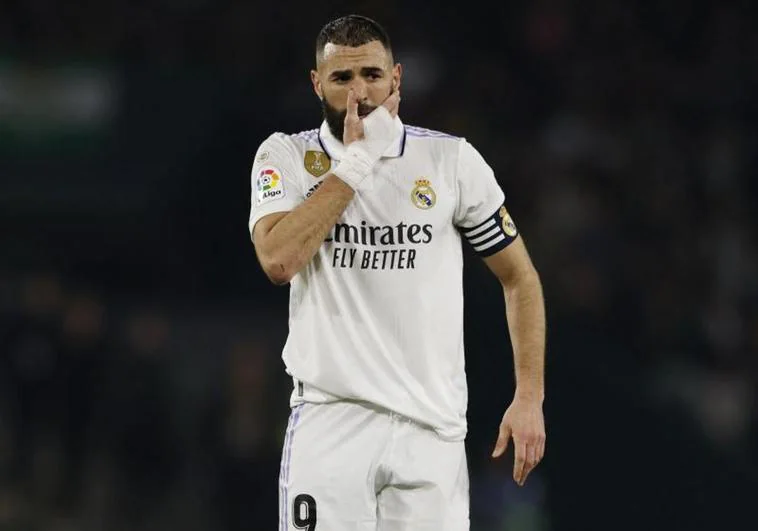 La sequía del Real Madrid agita el debate del 9
