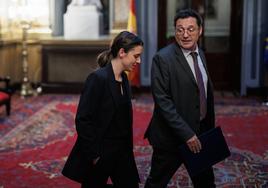 Irene Montero y el fiscal general del Estado, en un acto en el Senado.