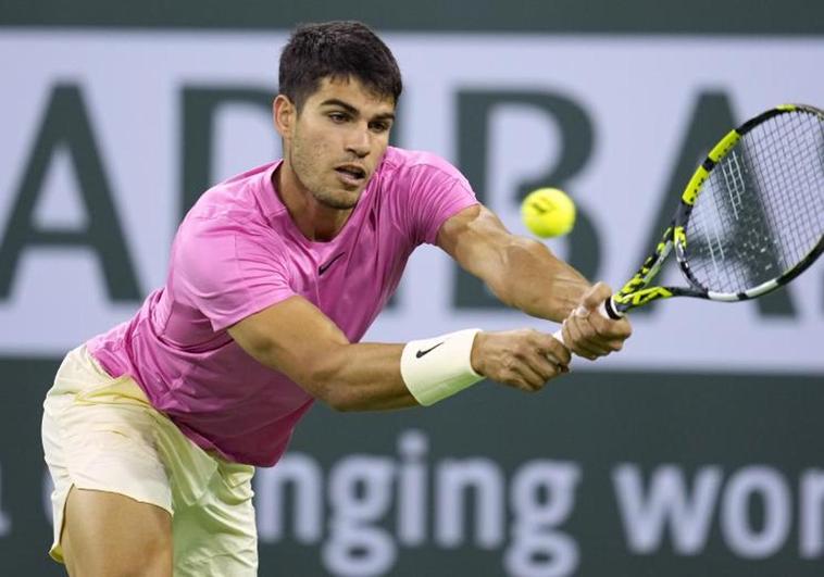 Carlos Alcaraz tumba a Kokkinakis y avanza a tercera ronda