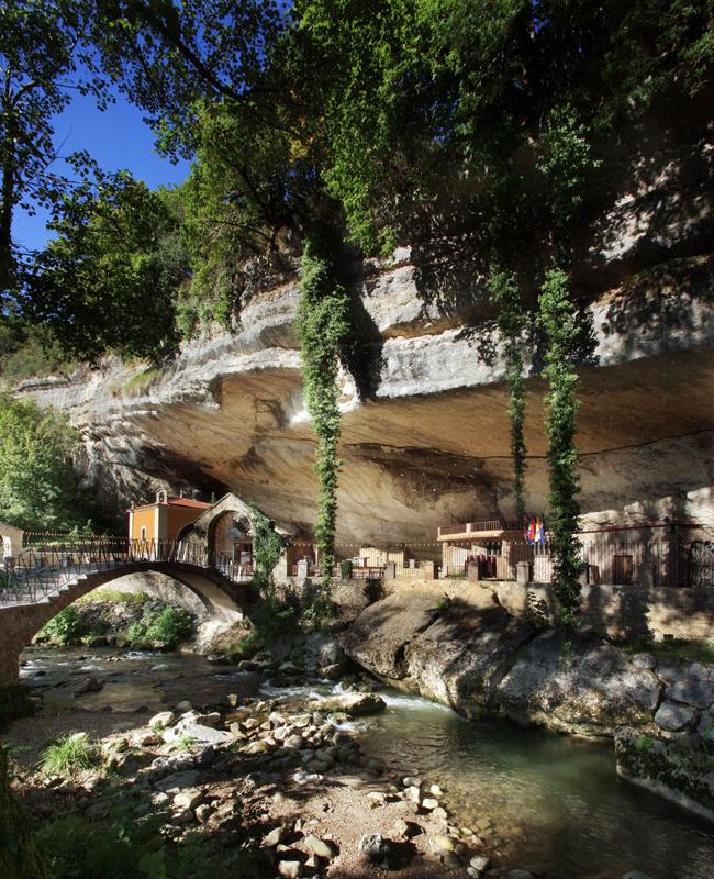 Santuario de la Cueva