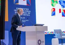 Isidro Fainé, presidente de WSBI, CECA y Fundación «la Caixa» durante el Encuentro Internacional de Líderes de Banca Retail 2023 en Colombia.