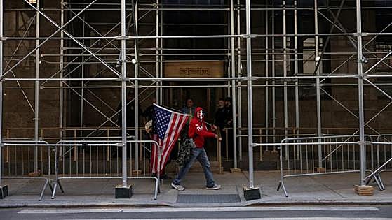 Trump pospone su detención con nuevos testigos