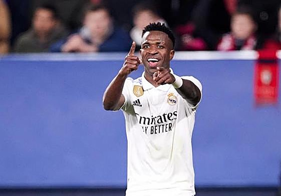 El Mallorca expulsa tres años al aficionado que insultó a Vinicius y Chukwueze