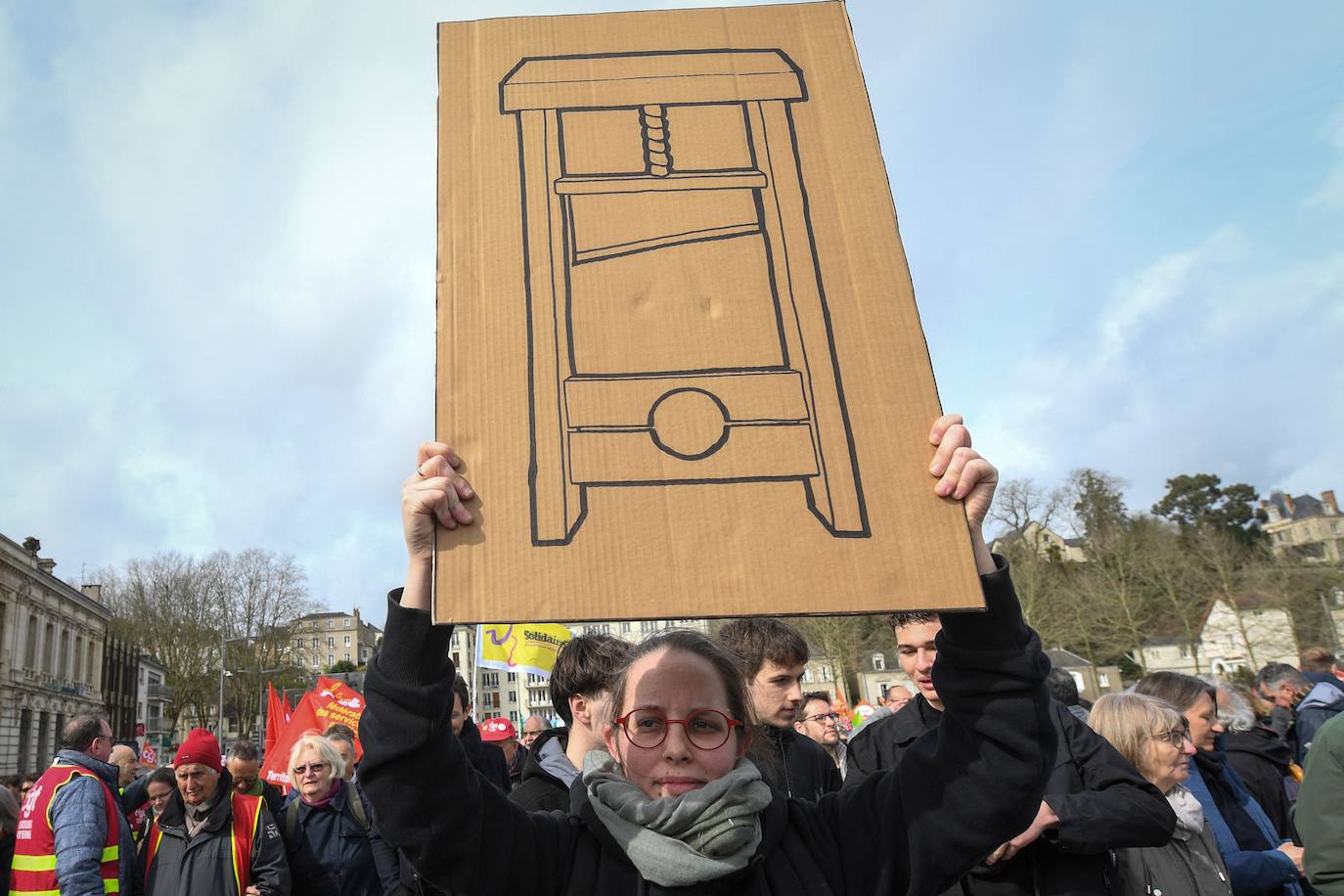 Crece la indignación en Francia por la reforma de las pensiones