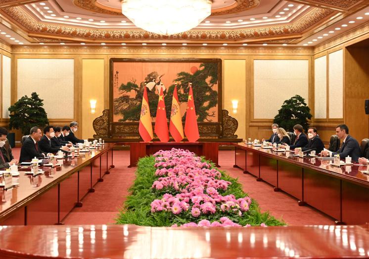 Reunión entre las delegaciones española y china.