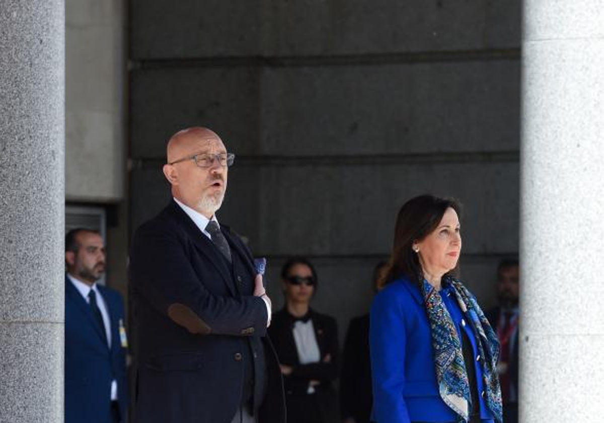 Los seis carros de combate españoles llegarán a Ucrania antes de final de mes