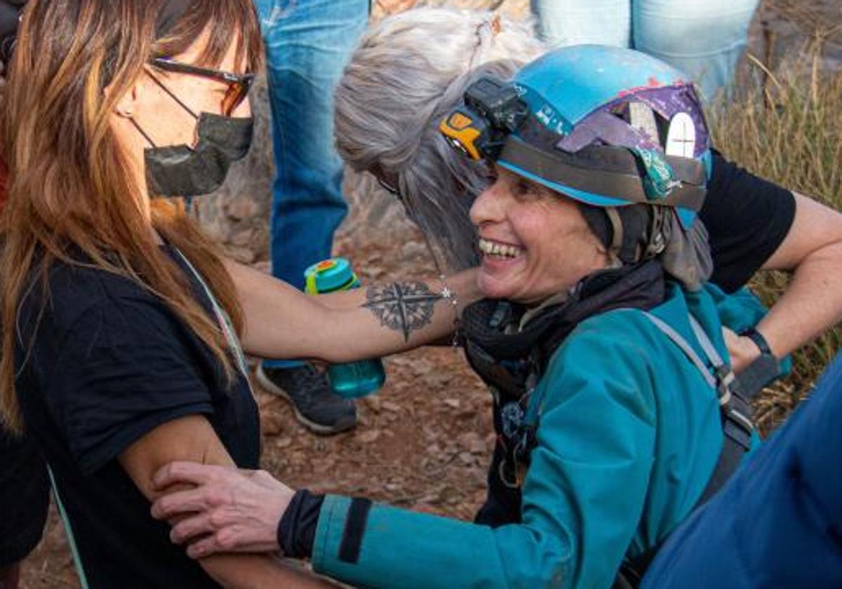 Beatriz Flamini bate el récord de aislamiento tras estar 500 días encerrada en una cueva