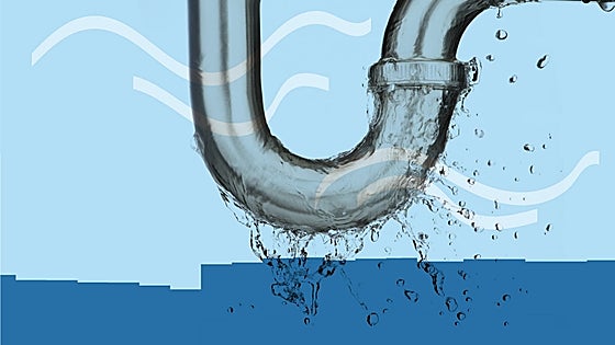 España pierde agua por un tubo