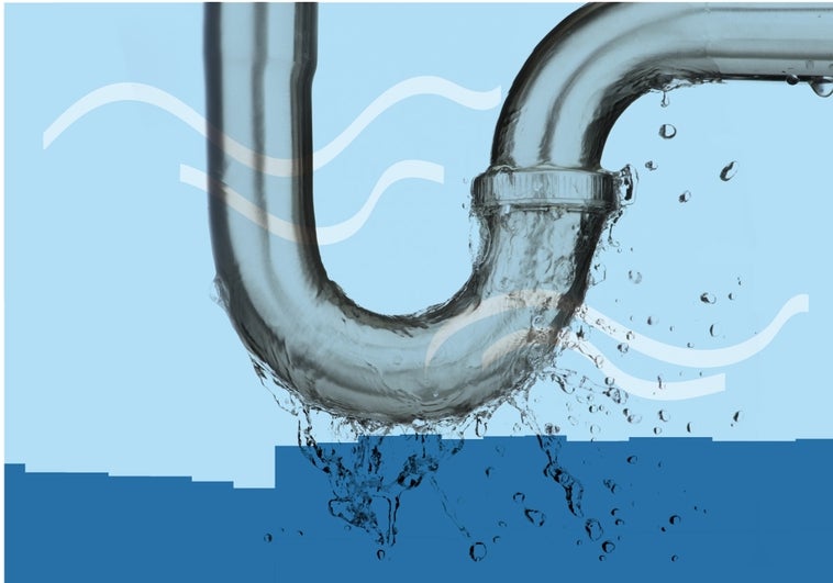 España pierde agua por un tubo