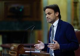 El presidente del grupo confederal de Unidas Podemos, Jaume Asens, durante su intervención en el Congreso.