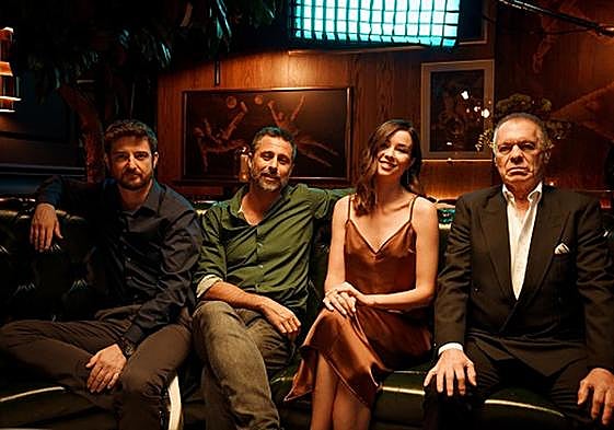 Cartel promocional de la nueva serie protagonizada por Hugo Silva