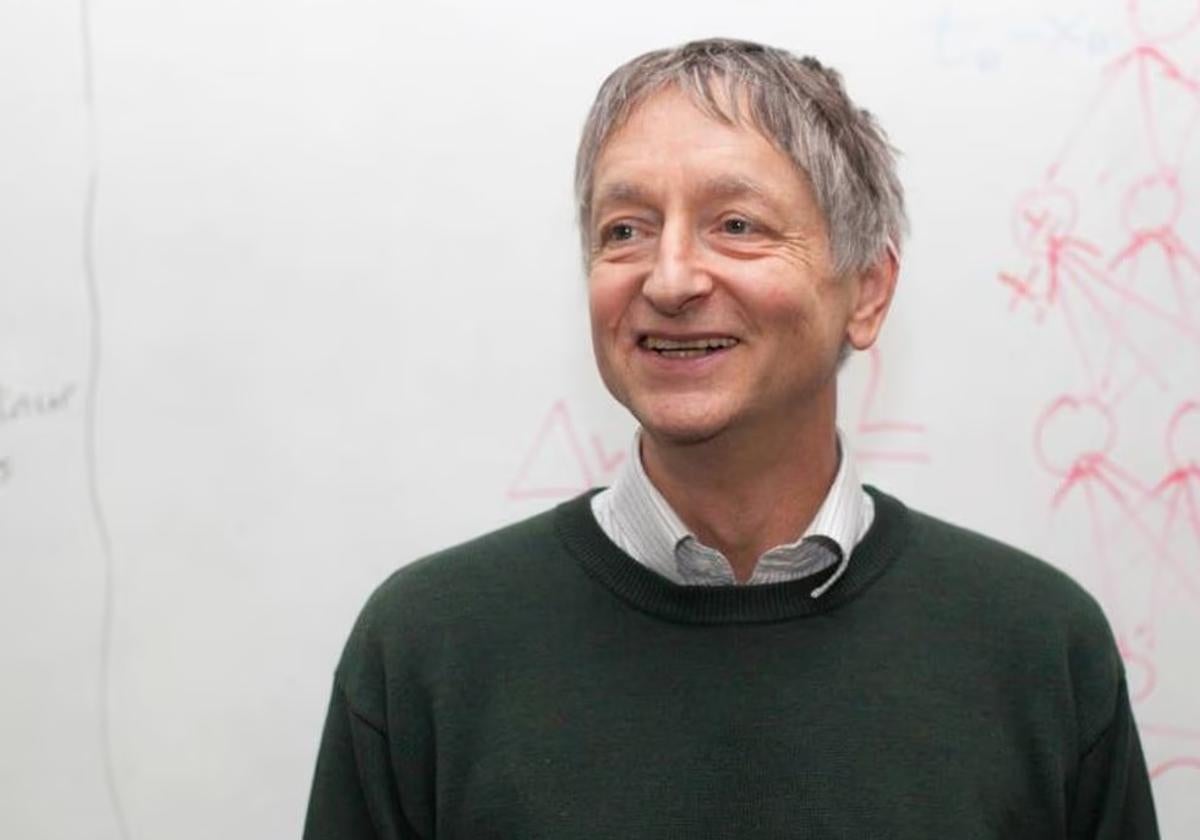 Geoffrey Hinton, cuando recibió el Premio Fronteras del Conocimiento de la Fundación BBVA en 2017.