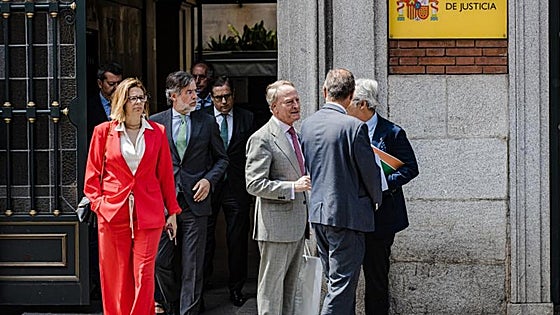 Jueces y fiscales elevan la presión al Gobierno tras rechazar su oferta y mantienen la huelga