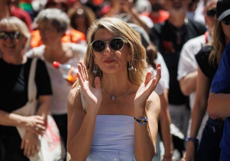 La vicepresidenta segunda, Yolanda Díaz, durante la manifestación por el 1 de mayo en Madrid.