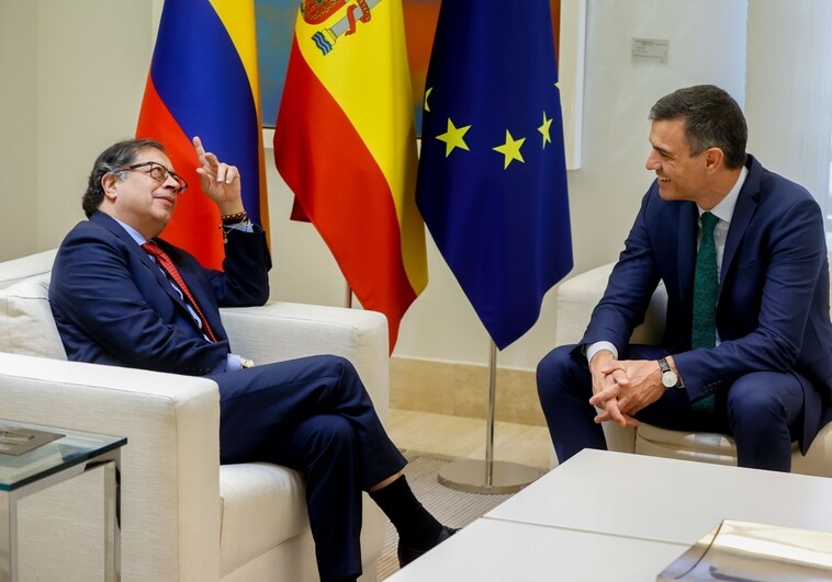 El presidente colombiano, Gustavo Petro, y el jefe del Ejecutivo español, Pedro Sánchez, este jueves en el Palacio de la Moncloa