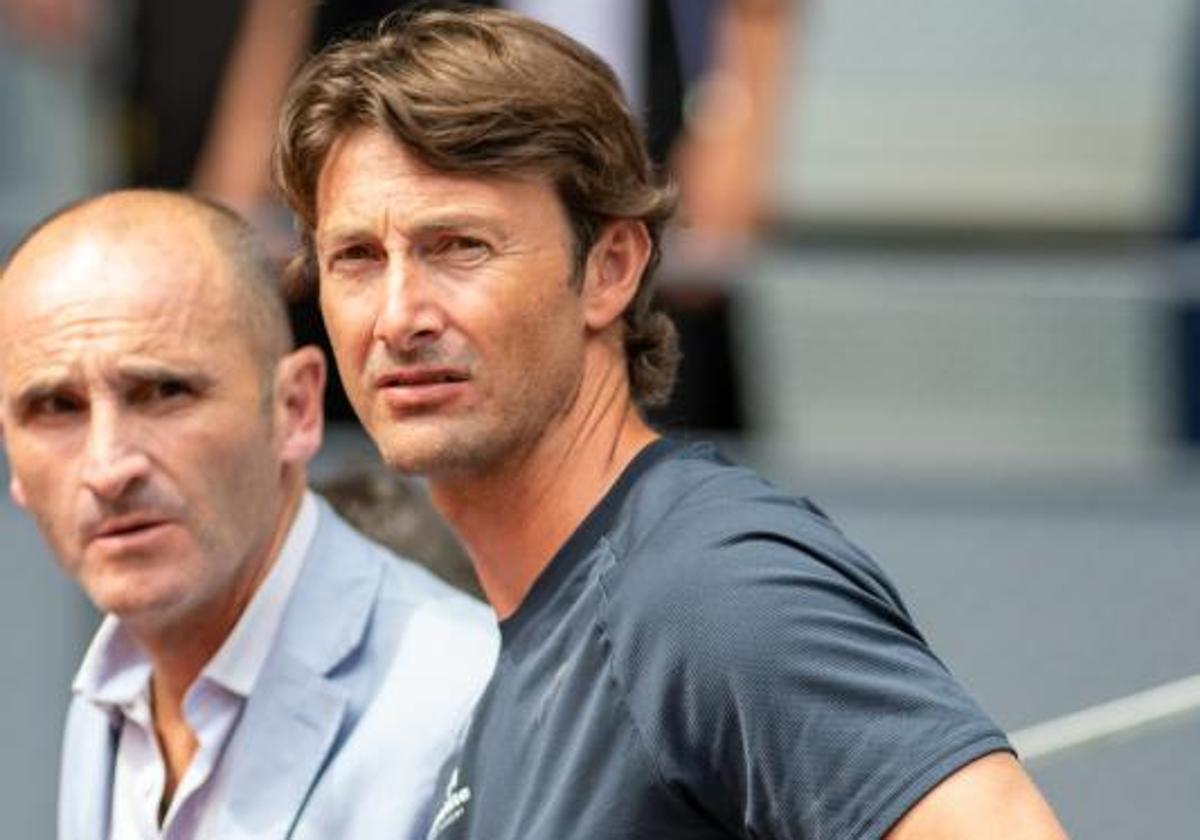 Juan Carlos Ferrero, el otro número uno que ha llevado al éxito a Carlos Alcaraz