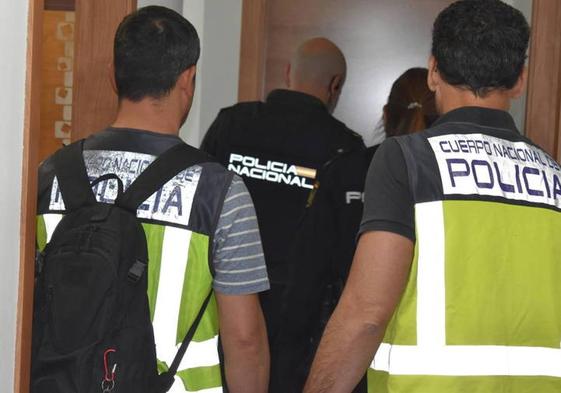 Agentes de la Policía Nacional.