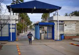 Centro de estancia temporal para migrantes en Melilla.