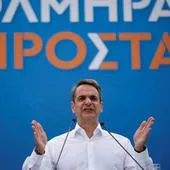 Mitsotakis, el político elegido para dar carpetazo a la crisis