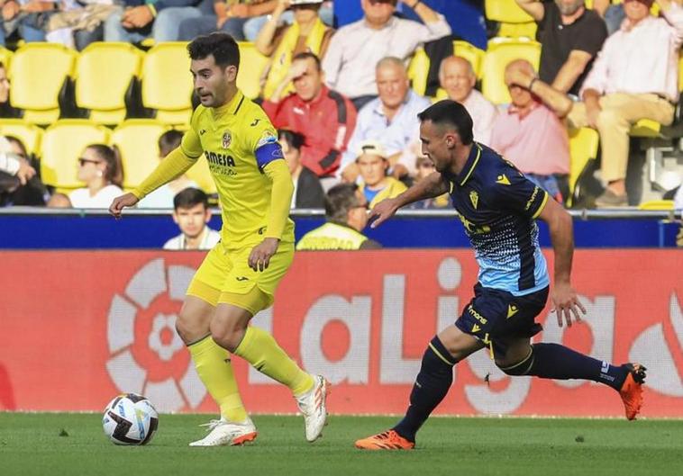 El Villarreal se refuerza en la quinta plaza y complica la salvación del Cádiz