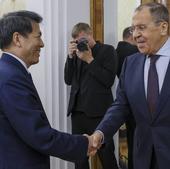 Lavrov afirma que Moscú continúa comprometido con una solución «diplomática»