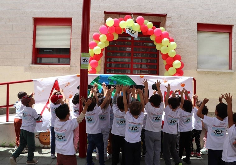 La vuelta al mundo de 40.000 niños por un hábito saludable