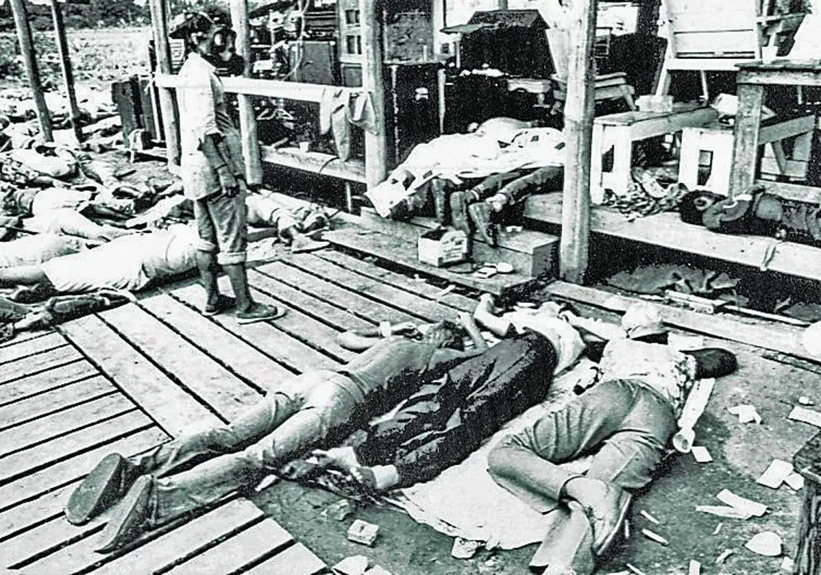 Imagen tras la matanza de hace 45 años en Jonestown.