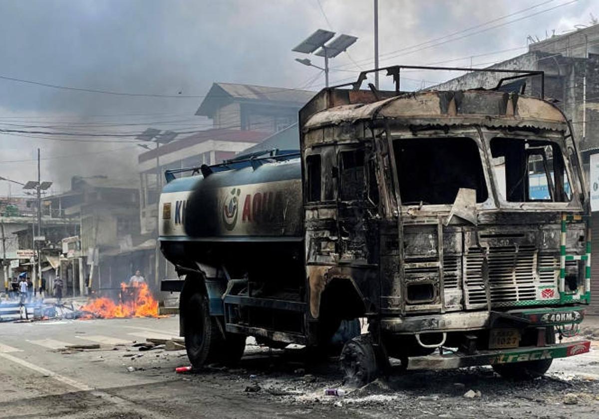 Imagen de disturbios por los enfretamientos entre tribus en el Estado de Manipur, en India