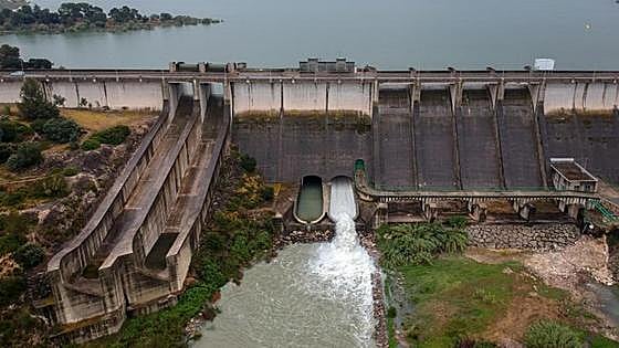 Los embalses pierden agua a pesar de las lluvias por los riegos de primavera
