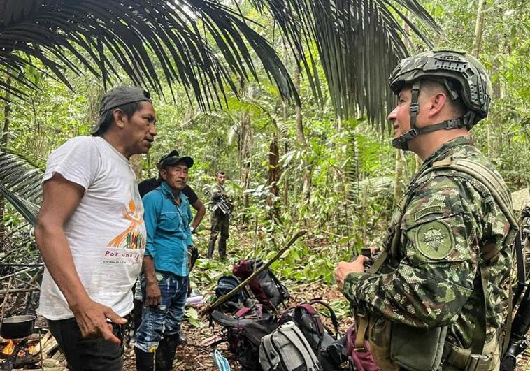 El ejército cree que el «instinto» mantiene vivos a los hermanos perdidos en la selva