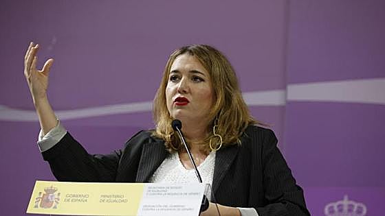 Igualdad aboga por equiparar las indemnizaciones por asesinatos machistas con las de terrorismo